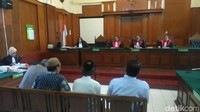 Sedangkan sidang kali ini beragendakan mendengar keterangan para saksi. Deny Prastyo Utomo/detikcom.