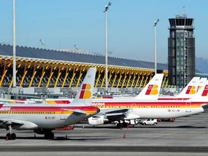 Nenek 90 Tahun Salah Terbang ke Spanyol, Padahal Mau ke Inggris