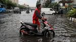 Kawasan ITC Mangga Dua Terendam Banjir