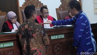 Adapun pihak tegugat dalam perkara perdata itu adalah mantan anggota Dewas BPJS Ketenagakerjaan Syafri Adnan Baharuddin.