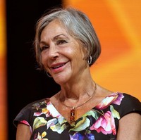 3. Alice Walton – US$57 miliarAlice Walton yang menjadi anak tunggal pendiri Walmart, Sam Walton, kini menempati posisi ketiga sebagai wanita terkaya dunia 2023. Tapi daripada bergabung dengan bisnis keluarga, ia fokus pada dunia seni dengan membuka Crystal Bridges Museum of American Art.Foto: Getty Images