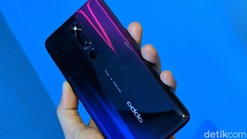 Ini varian Thunder Black, selain itu ada pilihan Aurora Green.Foto: Adi Fida Rahman/detikINET