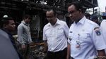 Tinjau Lokasi Kebakaran Pasar Blok A, Anies Janji Membantu
