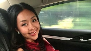 Lewat Facebook, Rodthong menjelaskan bahwa putrinya, sedang menjalankan bisnis keluarga dan memiliki kemampuan berbicara bahasa Inggris dan China dengan lancar dan juga masih perawan. (Foto: Viral Press)