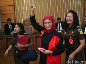 Pesan Ratna Sarumpaet ke Sandiaga Jelang Debat Cawapres: Good Luck