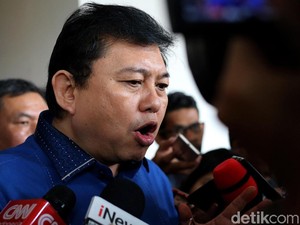 Mahkamah Agung Sunat Vonis Pengacara Lucas yang Menghalangi KPK