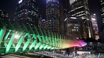 Keren! JPO di Sudirman Disinari Lampu Warna-warni