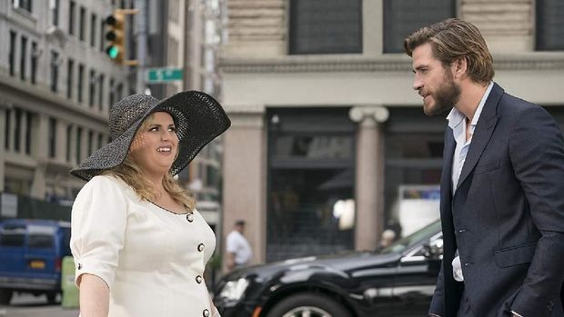 'Isn't It Romantic': Terjebak di Dunia Romantic Comedy