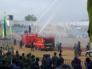 Seabad Damkar, Mendagri Disuguhi Atraksi Heroik