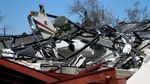 Penampakan Pesawat Rusak Akibat Tornado di Alabama