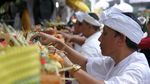 Umat Hindu Upacara Tawur Agung Kesanga di Pura Aditya Jaya
