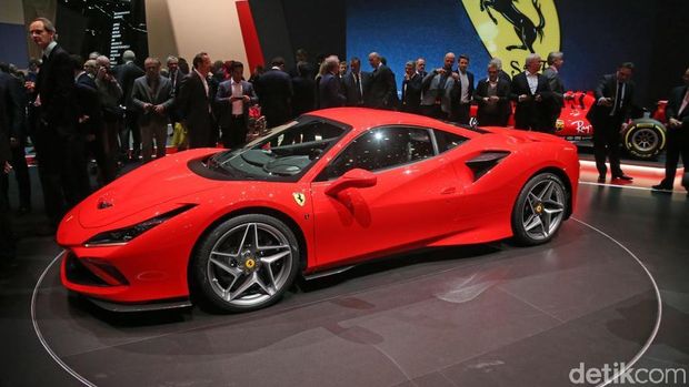 Ferrari secara mengejutkan telah mengumumkan generasi terbaru sebagai pengganti dari 488 Grand Tourismo Berlenitta yang disebut F8 Tributo. Mobil dipamerkan di Geneva Motor Show 6 Maret 2019.