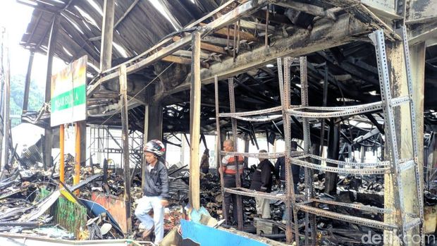 Kebakaran di Blok A Padam, 414 Kios Terbakar