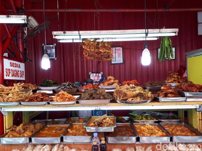 Nikmatnya Nasi Kapau Legendaris Hj Zaidar Dengan Gulai Tambusu