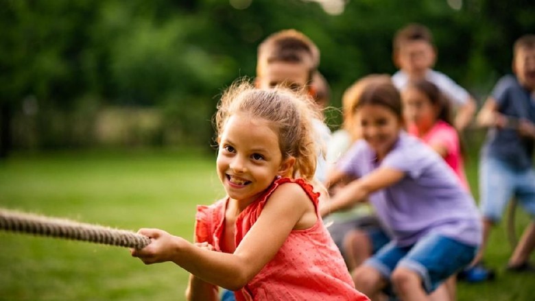 Manfaat Gunakan Imajinasi Saat Bermain bagi Perkembangan Anak/ Foto: istock Manfaat Gunakan Imajinasi Saat Bermain bagi Perkembangan Anak/ Foto: istock