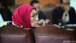 Lagi Ratna Sarumpaet Salam 2 Jari di Sidang Eksepsi