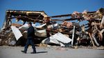 Penampakan Pesawat Rusak Akibat Tornado di Alabama
