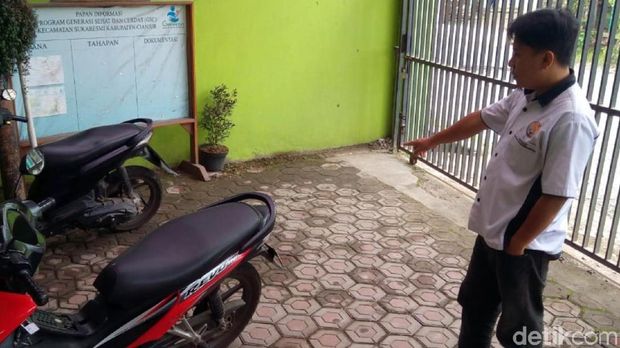 Gondol Uang Rp 397 Juta, Aksi Perampok di Cianjur Terekam CCTV