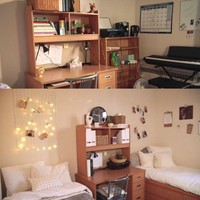 Selain memajang foto, Anda juga bisa menyiasati kamar kecil dengan memasang lampu-lampu cantik. Disarankan pula untuk memilih sprei serba putih. Keduanya akan membuat ruangan kecil lebih terang dan terkesan terbuka. Foto: Instagram/Twitter/YouTube