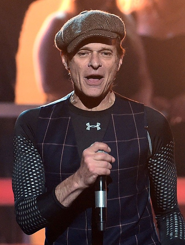 Vokalis Van Halen, David Lee Roth, mengasuransikan semua spermanya senilai Rp 14 miliar. Foto: Getty Images