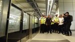 Gaya Menteri Jokowi Ramai-ramai Jajal MRT Jakarta