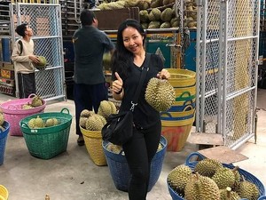 Kandidat Terlalu Tampan, Juragan Durian Batalkan Pencarian Jodoh Putrinya