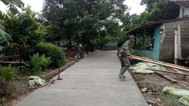 Total jalan yang akan diperbaiki sepanjang 644 meter