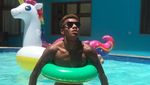 Foto: Liburannya David Neres, Bintang Ajax yang Hancurkan Madrid