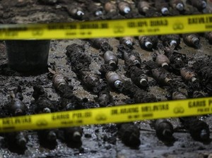 Cerita Kuli Bangunan Ungkap Puluhan Mortir Terkubur di Rumah Warga