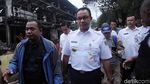 Tinjau Lokasi Kebakaran Pasar Blok A, Anies Janji Membantu