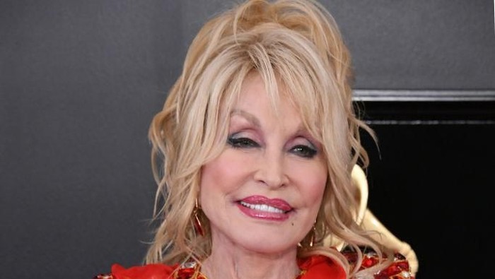 LOS ANGELES, CALIFORNIA - FEBRUARY 10: Dolly Parton attends the 61st Annual GRAMMY Awards at Staples Center on February 10, 2019 in Los Angeles, California. (Photo by Jon Kopaloff/Getty Images)