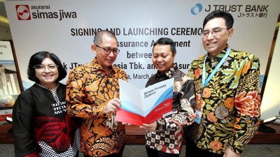 Penawaran Asuransi Jiwa dan Investasi Nasabah