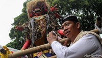 Ogoh-ogoh juga sudah mulai diarak di dalam rangkaian upacara Tawur Agung Kesanga.