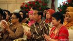 Jokowi Cerita Perjuangan Sang Ibu pada Perempuan Arus Bawah