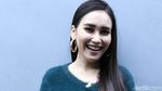 Ayu Ting Ting Semringah Banget, Ada Apa?