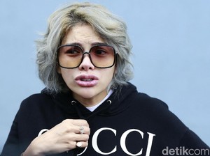 Eits! Nikita Mirzani Bongkar Kedekatan Syahrini-Reino