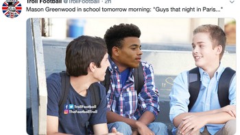 MU mengalahkan PSG tanpa sejumlah pemain reguler yang cedera. Hal itu bikin pemain muda seperti Mason Greenwood, yang masih 17 tahun, jadi ikut terlibat. (Foto: Internet/Twitter)