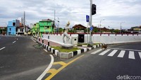 Ada papan pengumuman terkait penutupan jalan tol pada Kamis (6/3) pukul 23.00 Wita dan dibuka kembali pada Jumat (8/3) pukul 08.00 Wita. 