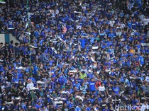 Bentrok Sesama Bobotoh Berujung Pembekuan Frontline dan UCB