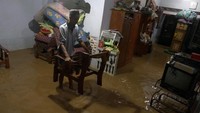 Kecamatan yang terendam banjir adalah Trenggalek, Tugu, Karangan Panggul dan Kecamatan Suruh. Dari wilayah tersebut yang terparah Kecamatan Trenggalek. Sejumlah rumah warga terendam dan sejumlah warga terpaksa harus dievakuasi ke tempat yang lebih aman. ANTARA FOTO/Destyan Sujarwoko.