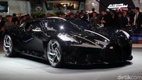 Menurut Bugatti, La Voiture Noire adalah mobil baru termahal yang pernah dijual dan hanya dibuat satu unit untuk penggemar Bugatti. Namun sayangnya Bugatti telah mengkonfirmasi bahwa mobil ini sudah terjual kepada salah satu kolektor Bugatti. Foto: Bugatti via Newspress