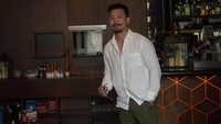 Denny Sumargo merasa kasihan dengan anak DJ Verny yang saat ini berusia 6 tahun. Foto: Noel