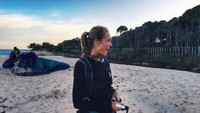 Sedangkan ini saat menikmati liburan di pantai Trancoso, Bahia, Brazil. (romeestrijd/Instagram)
