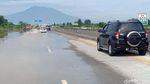 Masih Ada Genangan Air, Lalin di Tol Madiun Normal