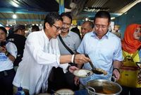 5 Tempat Makan Tradisional yang Pernah Disinggahi Sandiaga Uno