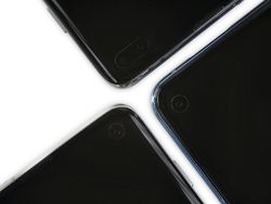 Seperti Ini Jeroan Galaxy S10 Saat Dibongkar