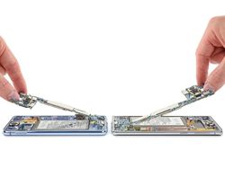 Seperti Ini Jeroan Galaxy S10 Saat Dibongkar