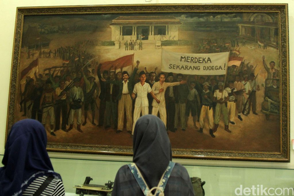 Pemred Obor Rakyat Setiyardi menyatakan acara peluncuran Obor Rakyat Reborn di Gedung Joang 45 dibatalkan. Begini kondisi di Gedung Joang 45.