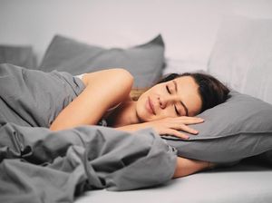 Tak Selalu Harus Pagi-pagi, Ini 5 Orang Sukses yang Sering Bangun Siang