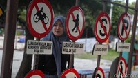 Oh iya, di RPTRA Tanjung Elang Berseri ini juga dilengkapi dengan adanya taman Lalu lintas lho.